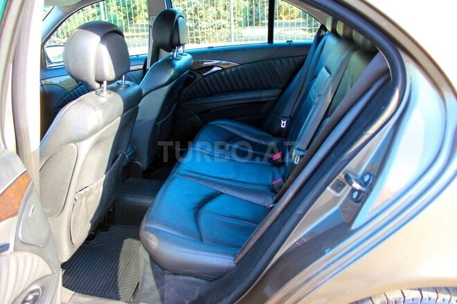 Mercedes E 220 2007, 275,000 km - 2.2 л - Bakı
