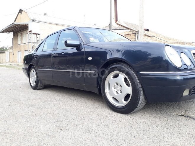 Mercedes E 230 1997, 284,475 km - 2.3 l - Gəncə