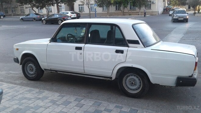 LADA (VAZ) 2107 2003, 235,000 km - 1.6 l - Bakı