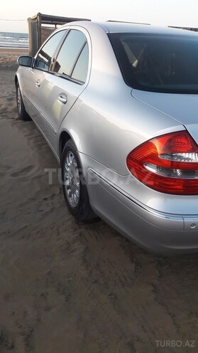 Mercedes E 240 2003, 194,500 km - 2.4 l - Bakı