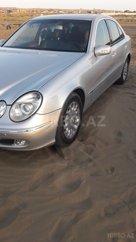Mercedes E 240 2003, 194,500 km - 2.4 l - Bakı