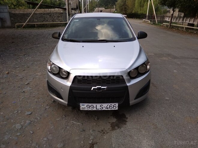 Chevrolet Aveo 2012, 1,108,000 km - 1.5 l - Qax