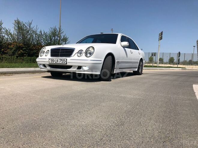 Mercedes E 240 2000, 204,908 km - 2.4 l - Bakı