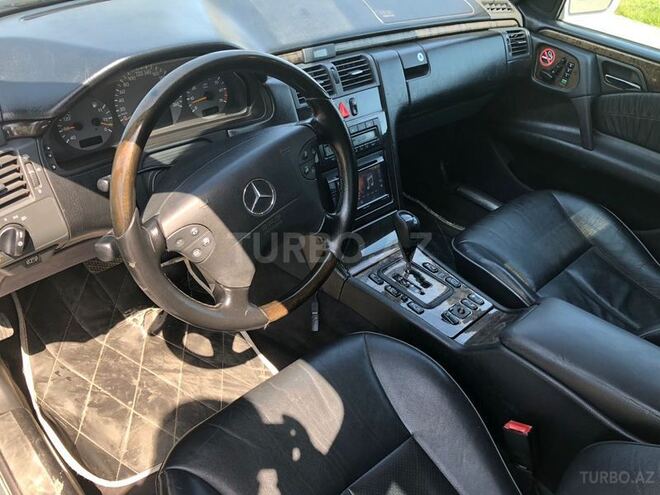 Mercedes E 240 2000, 204,908 km - 2.4 l - Bakı