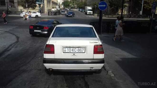 Fiat  1997, 236,000 km - 1.6 l - Bakı