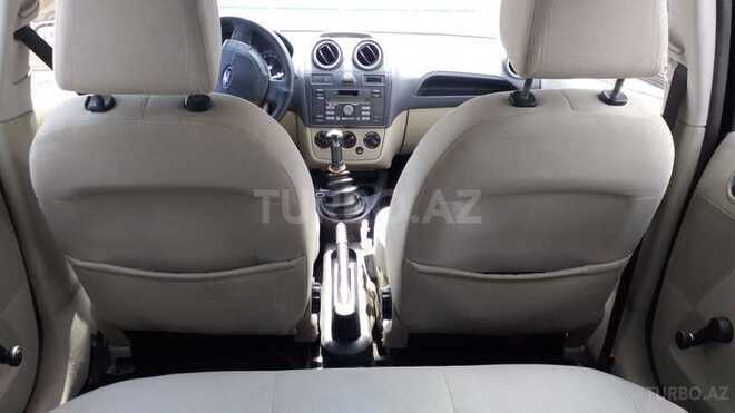 Ford Fiesta 2005, 176,000 km - 1.4 l - Bakı
