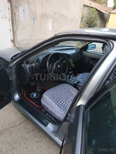 BMW 320 1992, 256,000 km - 0.2 l - Bakı