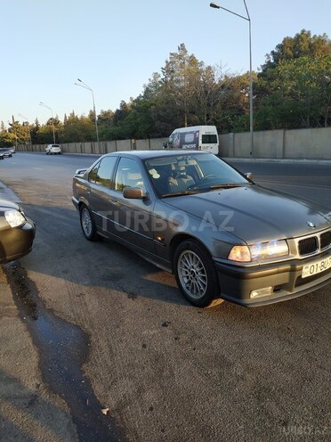 BMW 320 1992, 256,000 km - 0.2 l - Bakı