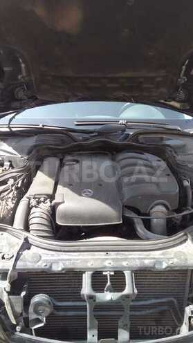 Mercedes E 220 2006, 275,300 km - 2.2 л - Bakı