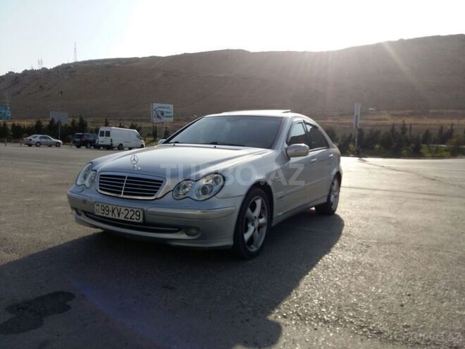 Mercedes C 200 2000, 239,000 km - 2.0 l - Bakı
