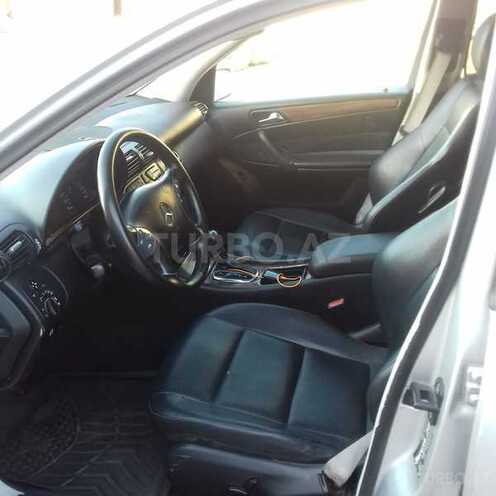 Mercedes C 200 2000, 186,000 km - 2.0 л - Bakı