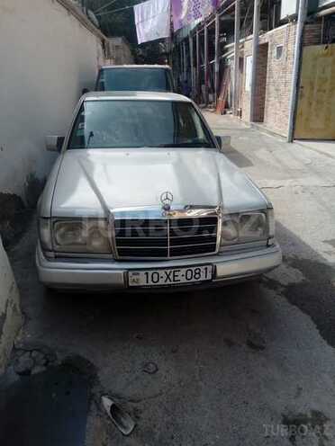 Mercedes E 200 1991, 35,684 km - 2.0 l - Bakı