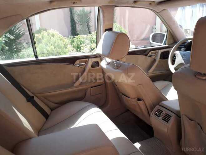 Mercedes E 240 2000, 226,000 km - 2.4 l - Bakı