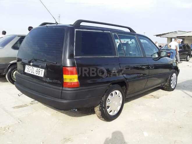 Opel Astra 1993, 856,987 km - 2.0 l - Sumqayıt