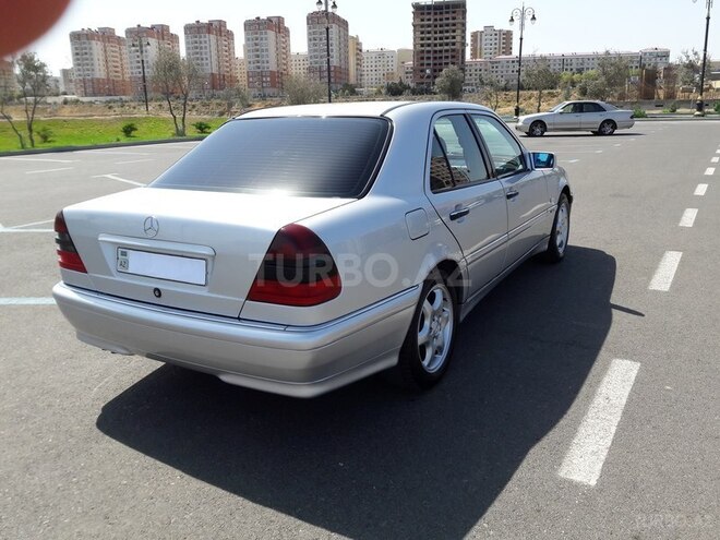 Mercedes C 200 1999, 240,000 km - 2.0 l - Sumqayıt