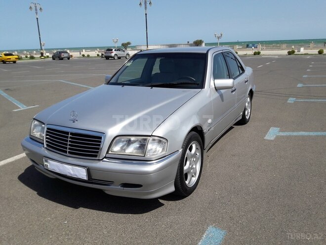 Mercedes C 200 1999, 240,000 km - 2.0 l - Sumqayıt