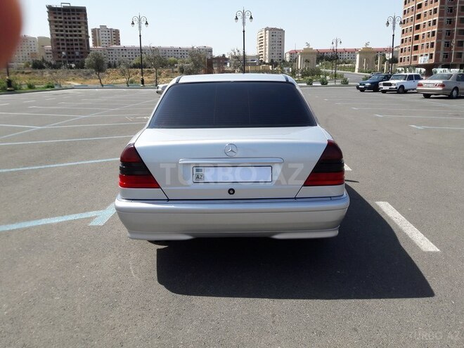 Mercedes C 200 1999, 240,000 km - 2.0 l - Sumqayıt