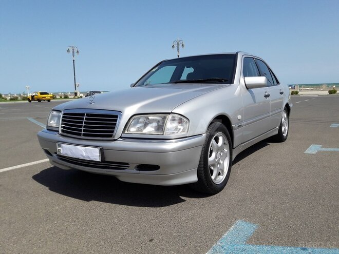 Mercedes C 200 1999, 240,000 km - 2.0 l - Sumqayıt