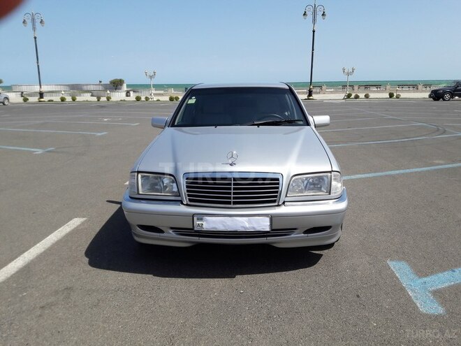 Mercedes C 200 1999, 240,000 km - 2.0 l - Sumqayıt