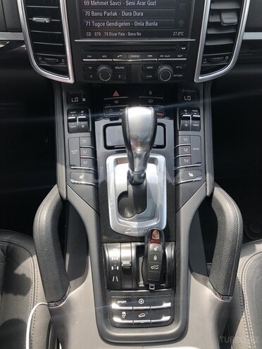 Porsche Cayenne 2013, 65,000 km - 3.6 л - Bakı