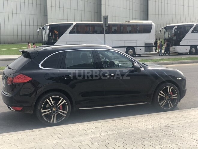 Porsche Cayenne 2013, 65,000 km - 3.6 л - Bakı