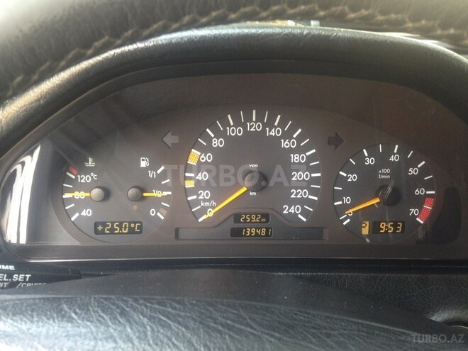 Mercedes C 200 2000, 139,000 km - 2.0 л - Bakı