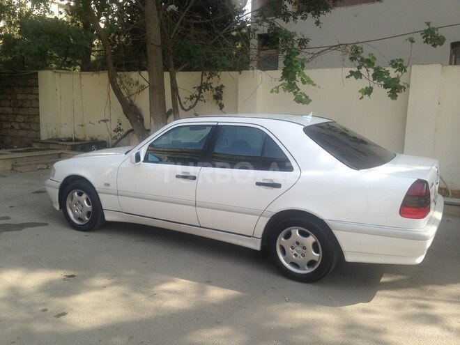 Mercedes C 200 2000, 139,000 km - 2.0 л - Bakı