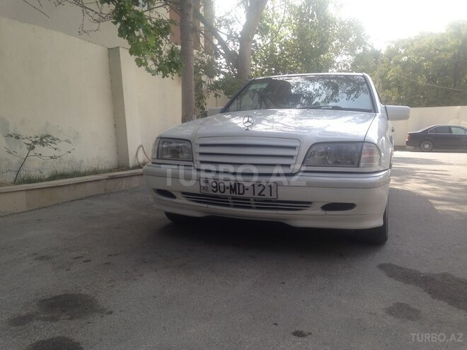 Mercedes C 200 2000, 139,000 km - 2.0 л - Bakı