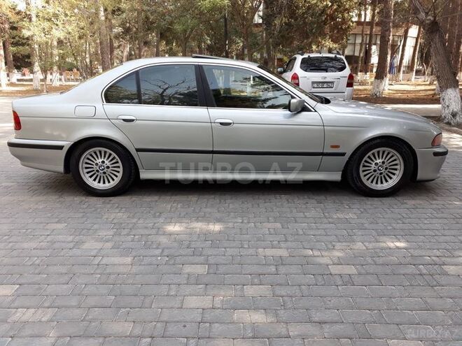 BMW 540 1998, 298,000 km - 4.4 l - Bakı