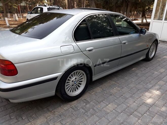 BMW 540 1998, 298,000 km - 4.4 l - Bakı