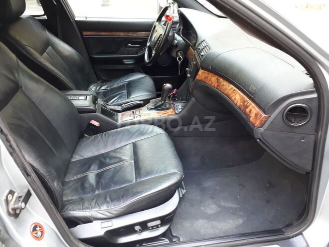 BMW 540 1998, 298,000 km - 4.4 l - Bakı