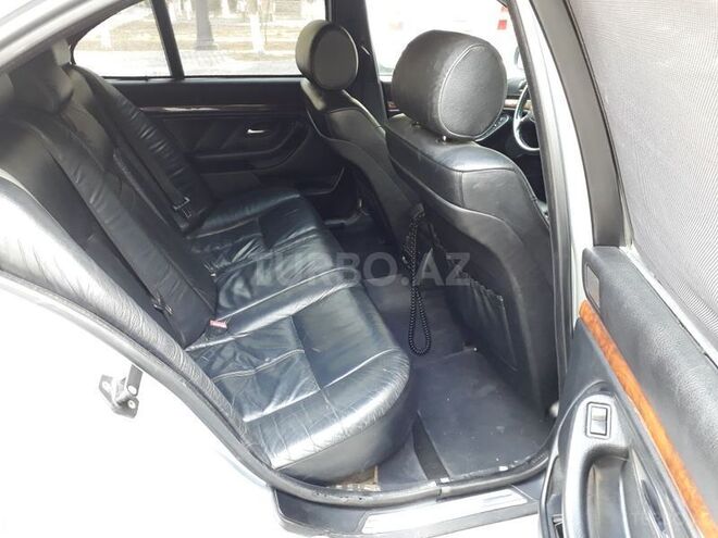 BMW 540 1998, 298,000 km - 4.4 l - Bakı