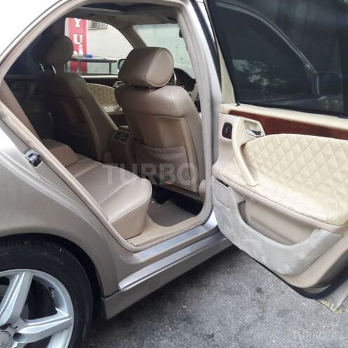 Mercedes E 240 2001, 358,000 km - 2.4 l - Bakı