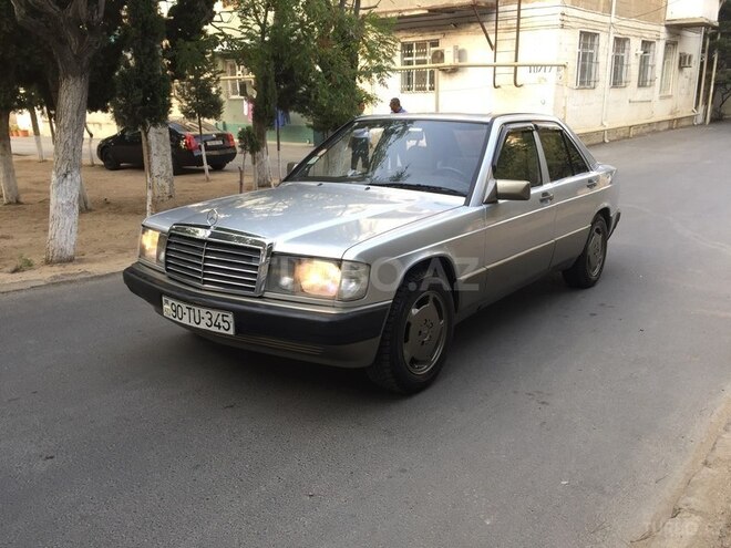 Mercedes 190 1989, 213,000 km - 2.0 l - Sumqayıt