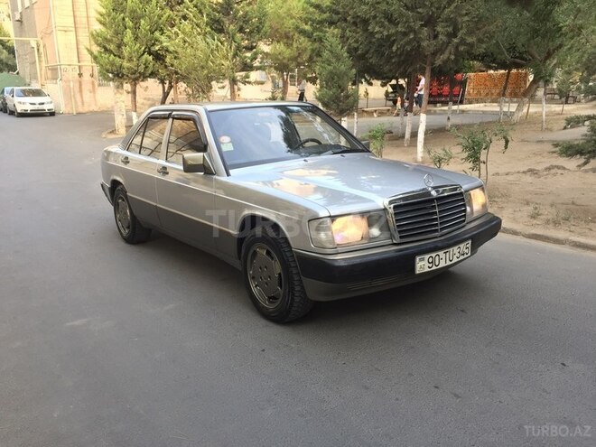 Mercedes 190 1989, 213,000 km - 2.0 l - Sumqayıt