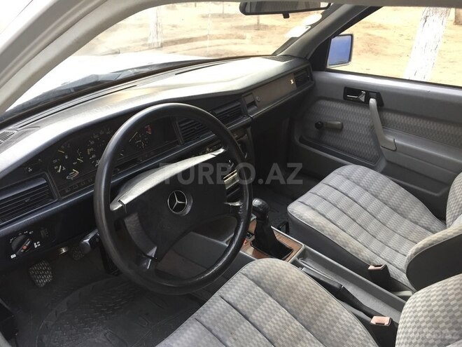 Mercedes 190 1989, 213,000 km - 2.0 l - Sumqayıt