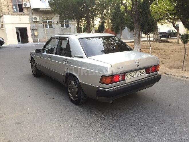 Mercedes 190 1989, 213,000 km - 2.0 l - Sumqayıt