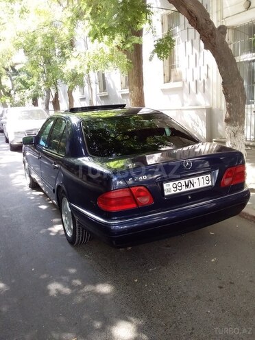 Mercedes E 240 1998, 233,017 km - 2.4 л - Bakı