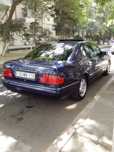 Mercedes E 240 1998, 233,017 km - 2.4 л - Bakı