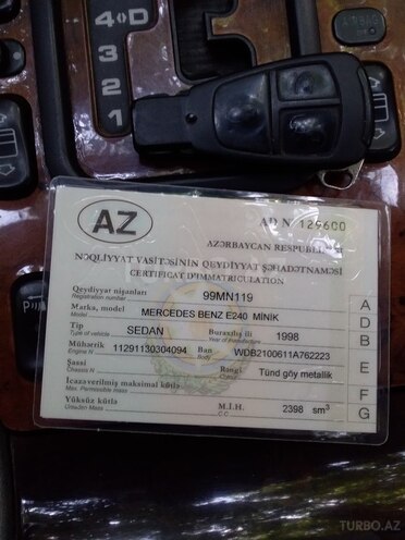 Mercedes E 240 1998, 233,017 km - 2.4 л - Bakı