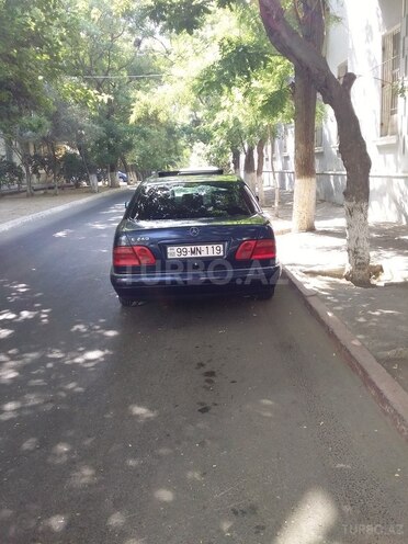 Mercedes E 240 1998, 233,017 km - 2.4 л - Bakı