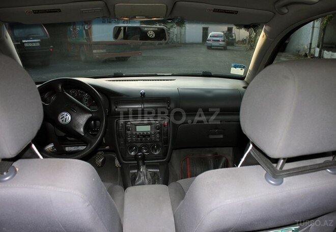 Volkswagen Passat 2003, 240,000 km - 1.8 l - Zaqatala