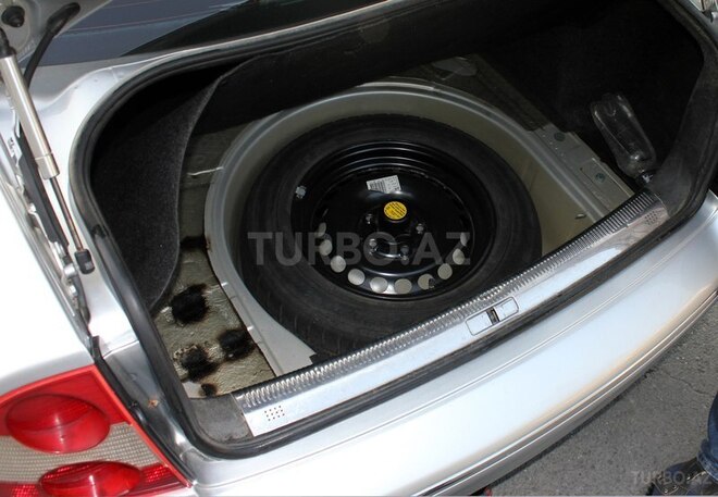 Volkswagen Passat 2003, 240,000 km - 1.8 l - Zaqatala