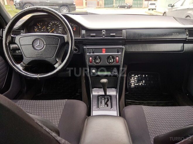 Mercedes E 200 1994, 350,000 km - 2.2 l - Bakı