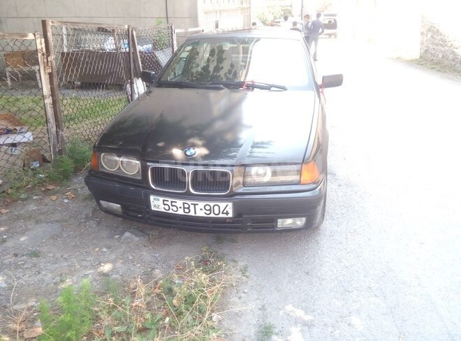 BMW 325 1993, 398,000 km - 0.3 л - Şəki