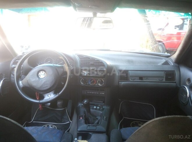 BMW 325 1993, 398,000 km - 0.3 л - Şəki