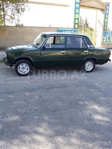 LADA (VAZ) 21011 1976, 222,442 km - 1.3 л - Salyan