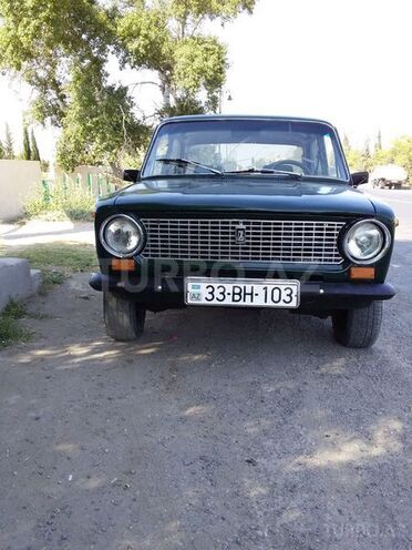 LADA (VAZ) 21011 1976, 222,442 km - 1.3 л - Salyan