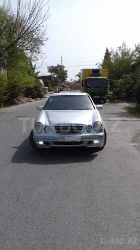 Mercedes E 220 2001, 369,000 km - 2.2 l - Bakı