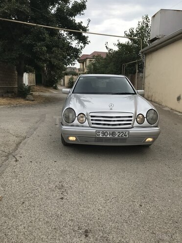 Mercedes E 220 1997, 344,000 km - 2.2 l - Bakı